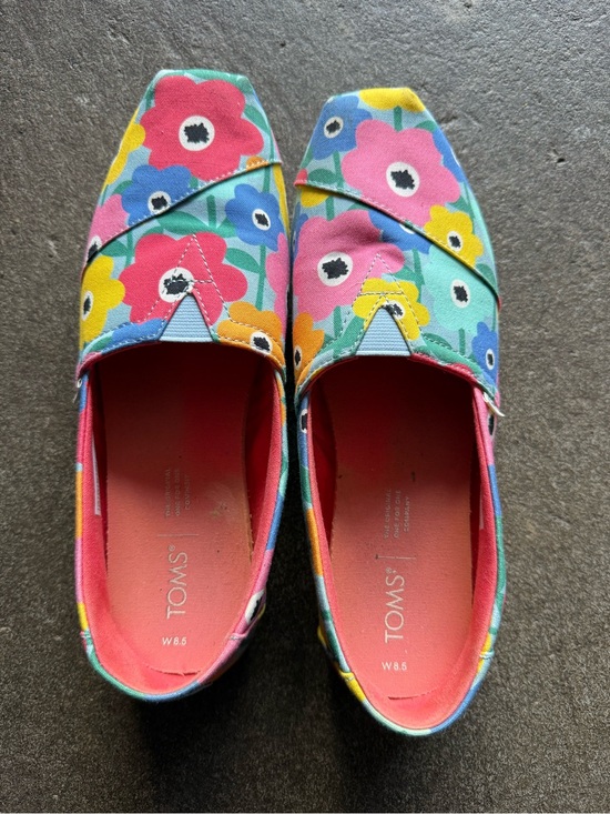 Toms Shoes - Floral Toms!